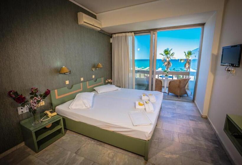 海の見えるスタンダードスタジオ, Theo Beach Hotel Apartments