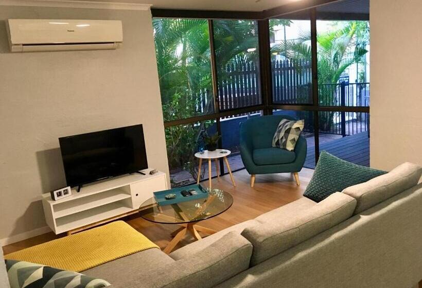 ２ベッドルームデラックスアパートメント, Burleigh Palms Holiday Apartments
