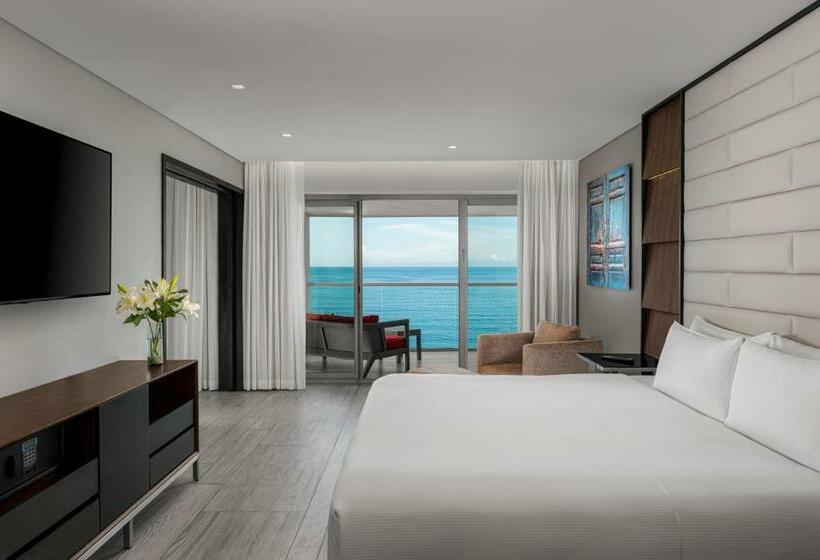 Люкс Вид на Море, Hilton Vallarta Riviera All Inclusive Resort, Puerto Vallarta