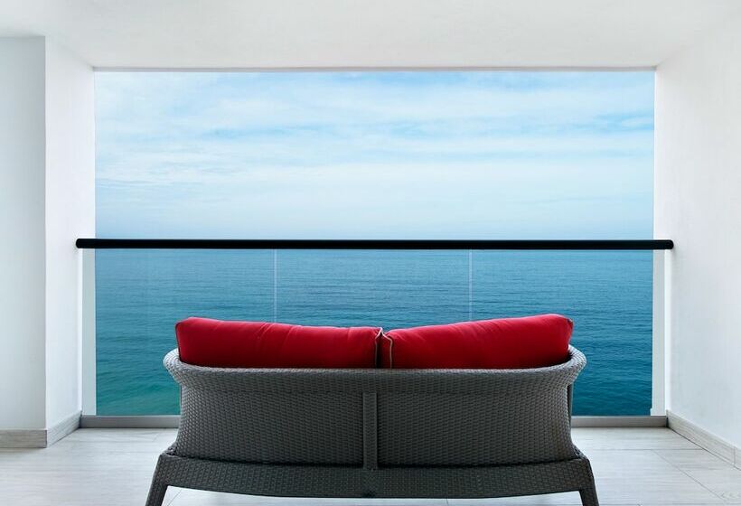 Люкс Вид на Море, Hilton Vallarta Riviera All Inclusive Resort, Puerto Vallarta