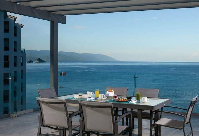 Люкс Вид на Море, Hilton Vallarta Riviera All Inclusive Resort, Puerto Vallarta