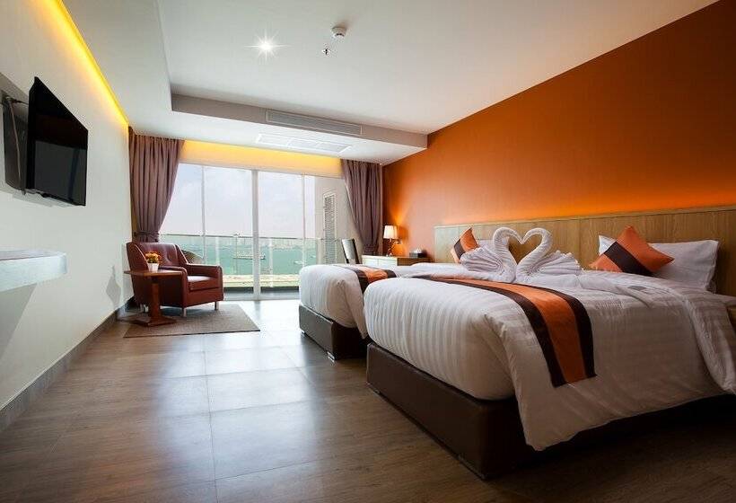 اتاق لوکس با چشم‌انداز دریا, Balihai Bay Pattaya