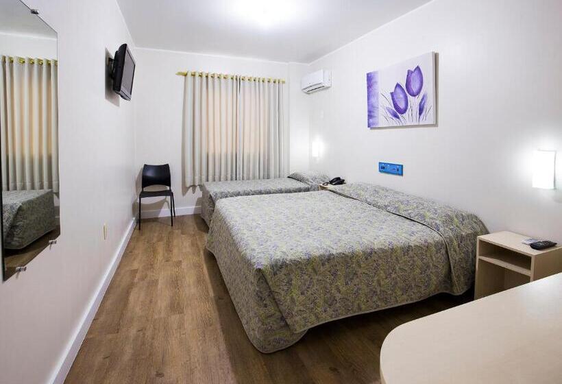 اتاق استاندارد سه نفره, Bella Camboriu