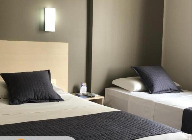 اتاق خانوادگی, Bella Camboriu