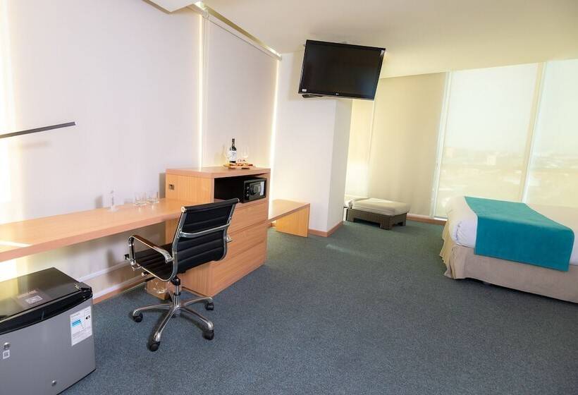 חדר אקזקיוטיב, Enjoy San Antonio