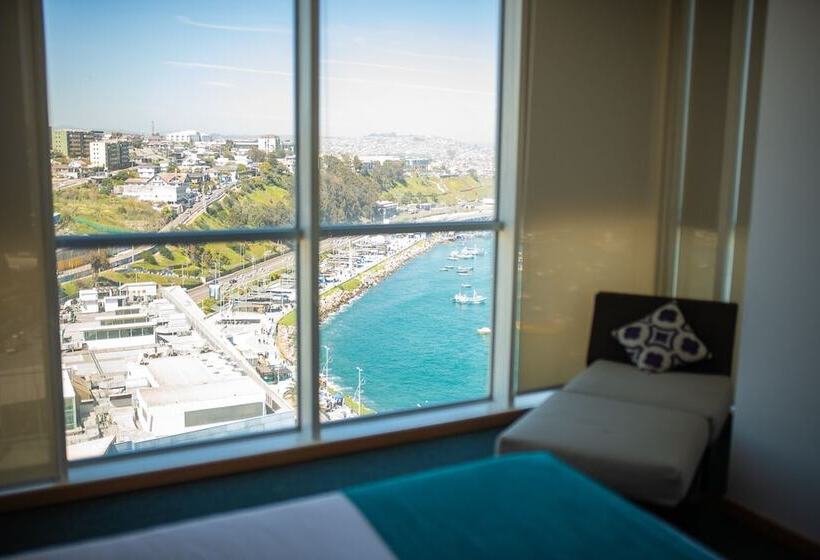 סוויטת ג'וניור, Enjoy San Antonio