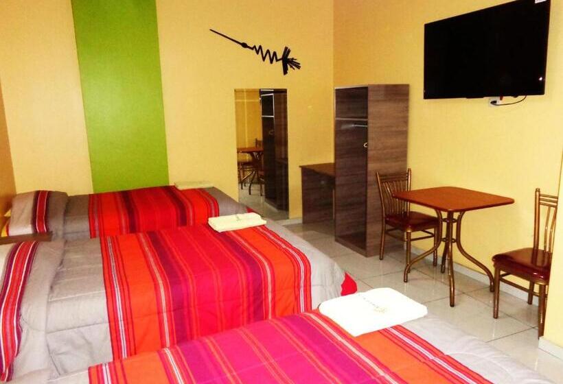 غرفة قياسية ثلاثية, Challaca