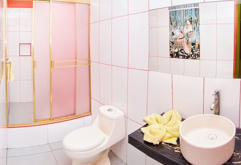 غرفة قياسية فردية, Challaca