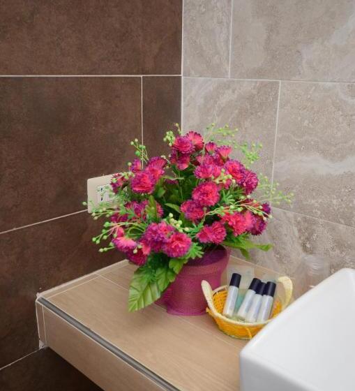 Номер Стандарт Индивидуальный, Clinton