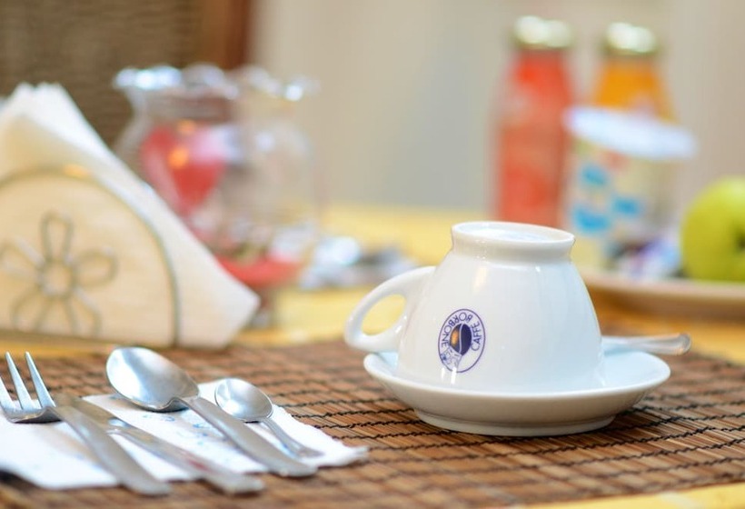 Номер Стандарт Индивидуальный, Clinton