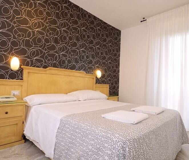 Номер Стандарт, Clinton