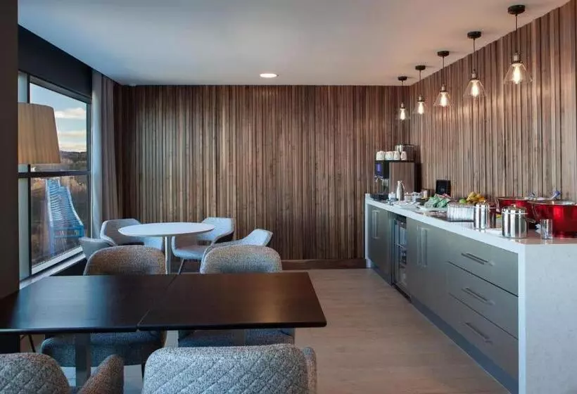 クラブルーム, Crowne Plaza Newcastle   Stephenson Quarter, An Ihg