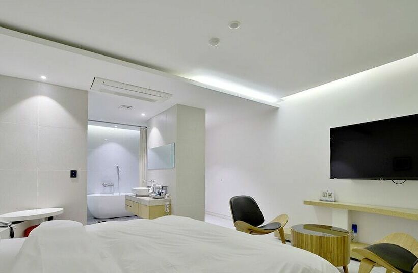 디럭스 룸, Golden Hotel Incheon