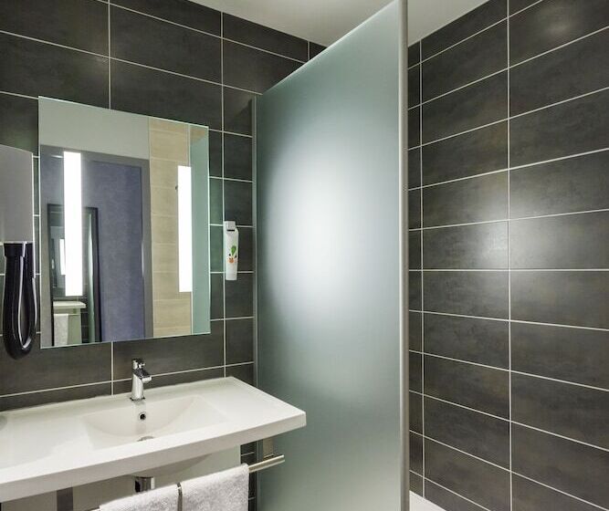 סוויטה משפחתית, Ibis Styles Vierzon