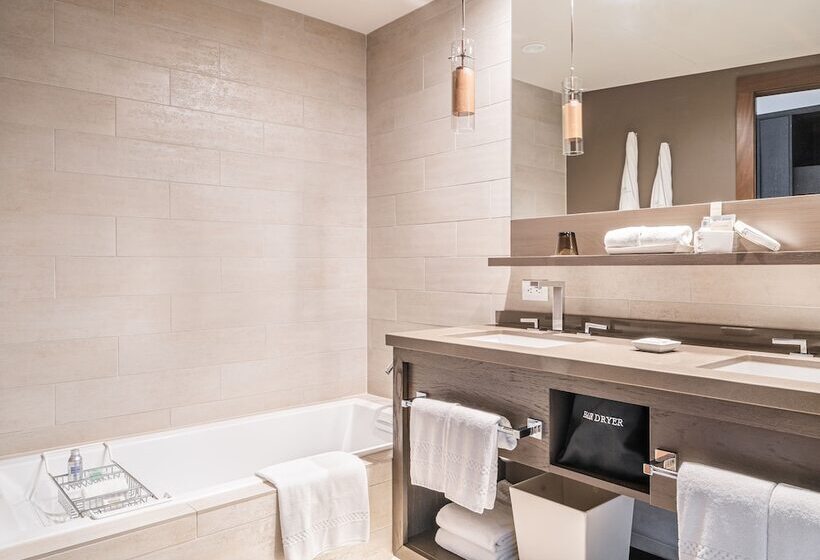 غرفة بريميوم, Jackson