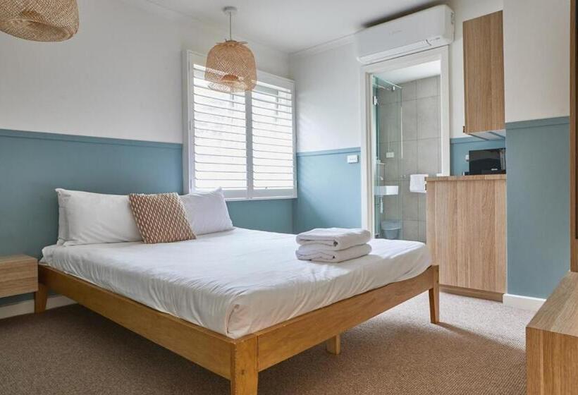 Номер Стандарт, Lorne