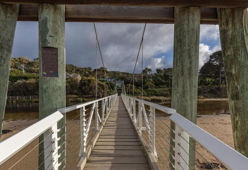 Президентский Люкс, Lorne