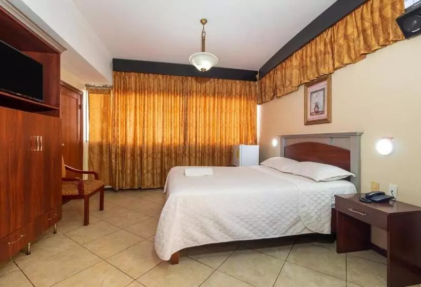 اتاق استاندارد یک نفره, Malecon Inn