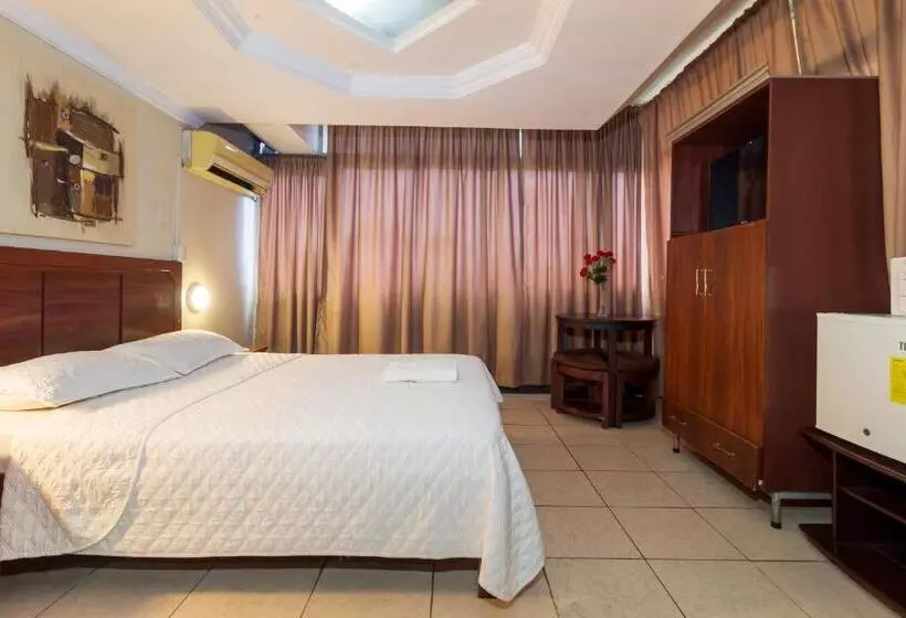 اتاق استاندارد با وان آب گرم, Malecon Inn