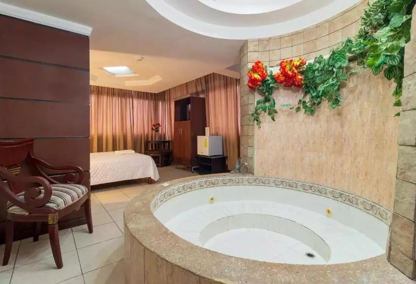اتاق استاندارد با وان آب گرم, Malecon Inn