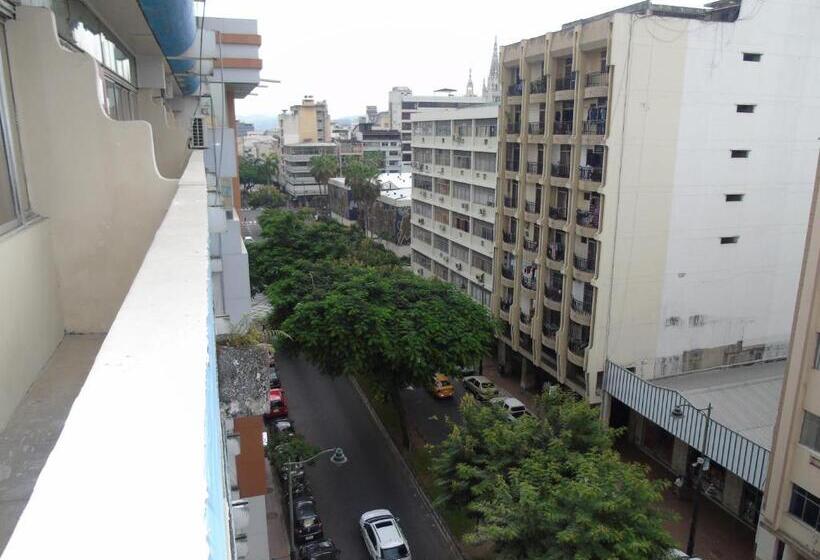 غرفة قياسية, Malecon Inn