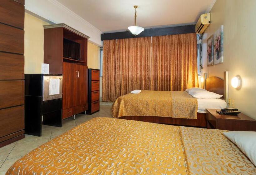 Номер Стандарт, Malecon Inn