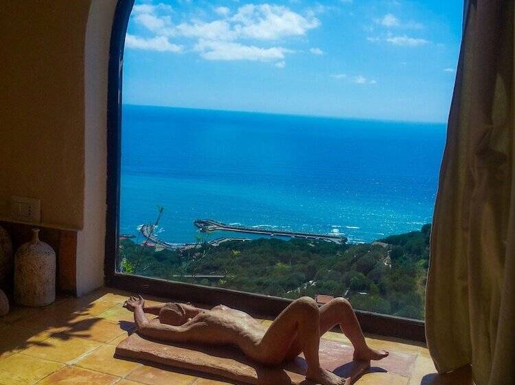 דירת חדר עם טרסה, Marulivo