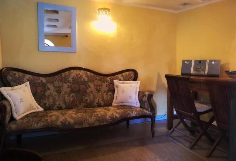 דירת חדר עם טרסה, Marulivo