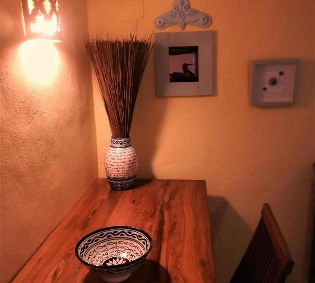 דירת חדר עם טרסה, Marulivo