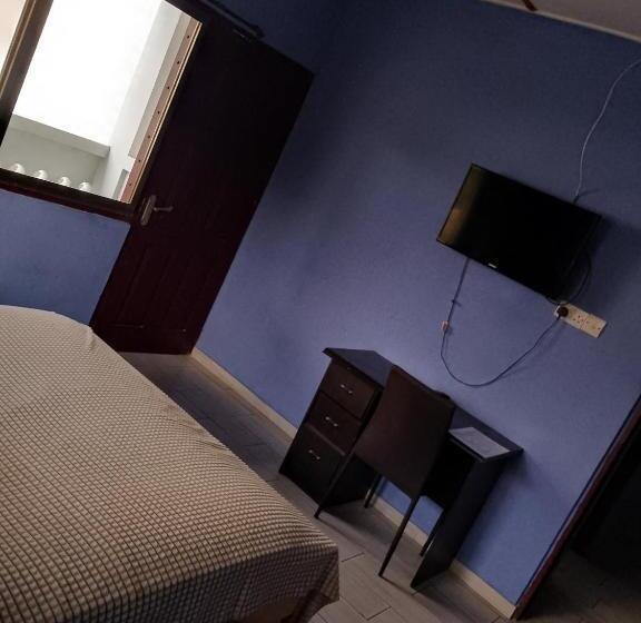 经济房, Omanye Lodge