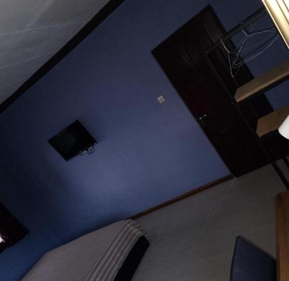 标准工作室带阳台, Omanye Lodge