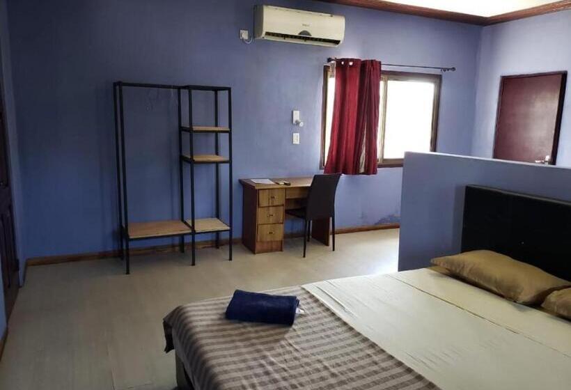 Студио Стандарт с Балконом, Omanye Lodge