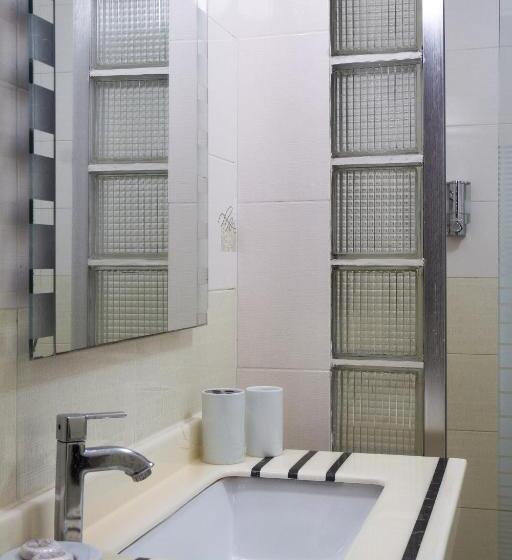 اتاق استاندارد با تخت بزرگ, Palacio