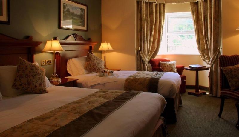 标准间, Racket Hall Country House