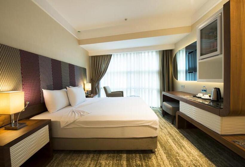 חדר סטנדרט, Ramada By Wyndham Gemli̇k