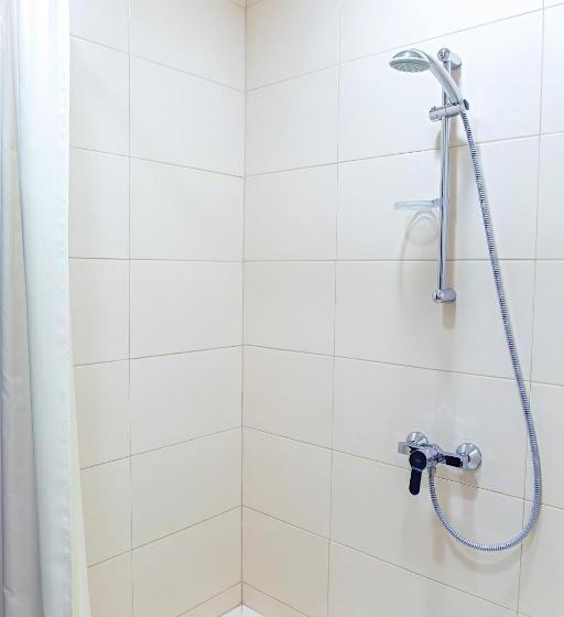 اتاق سوپریور با تخت بزرگ, Red Village