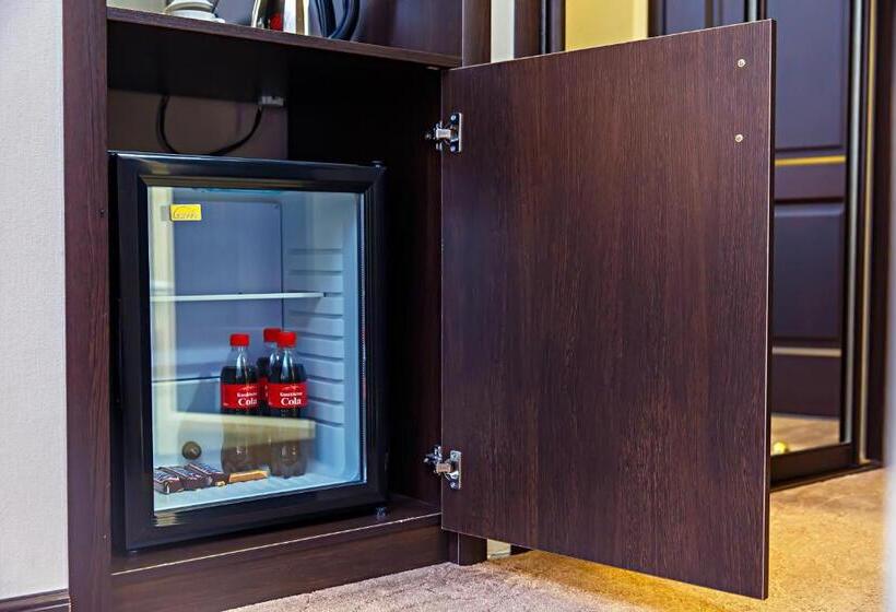 اتاق سوپریور با تخت بزرگ, Red Village