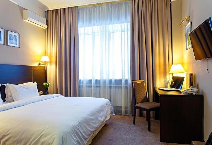 اتاق سوپریور با تخت بزرگ, Red Village