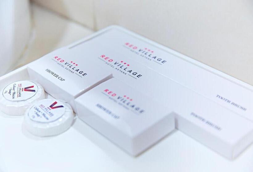 سوئیت با تخت بزرگ, Red Village