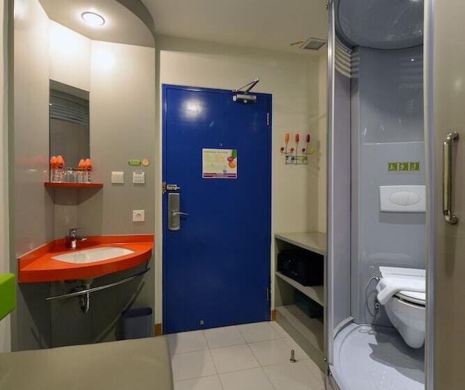 חדר סטנדרט נוף לעיר, Singaraja Hotel   Chse Certified