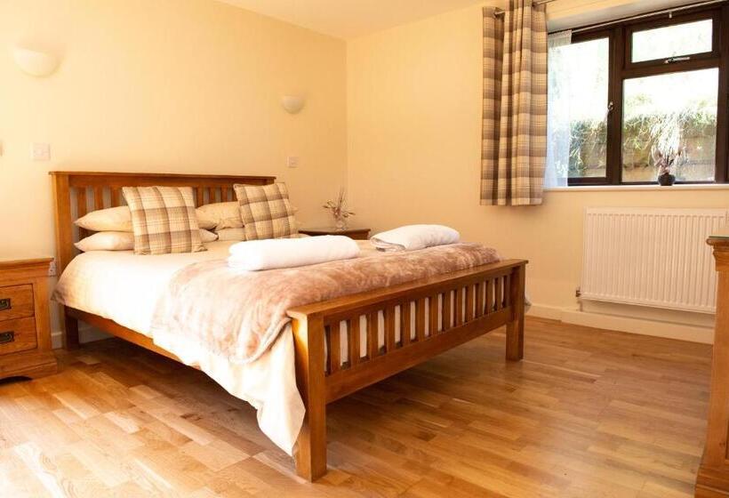 חדר סטנדרט, The Black Horse Inn