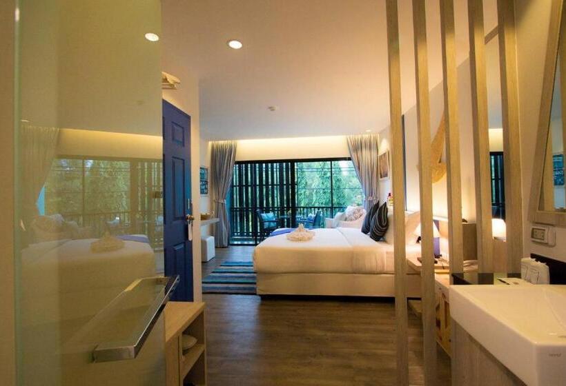 غرفة ديلوكس مزودة بشرفة, The Blue Pearl Kata