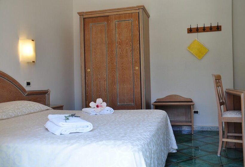 غرفة قياسية, La Marticana