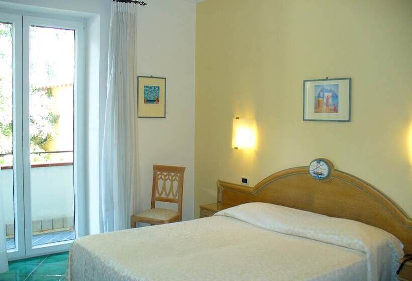 Quarto Comfort, La Marticana