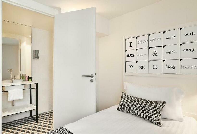 スタンダードシングルルーム, Joke Astotel