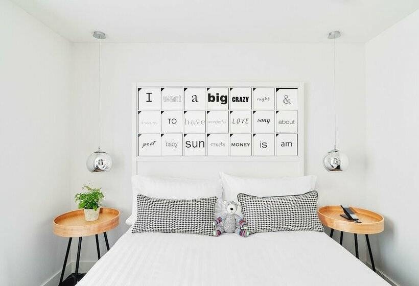 スタンダードルーム, Joke Astotel