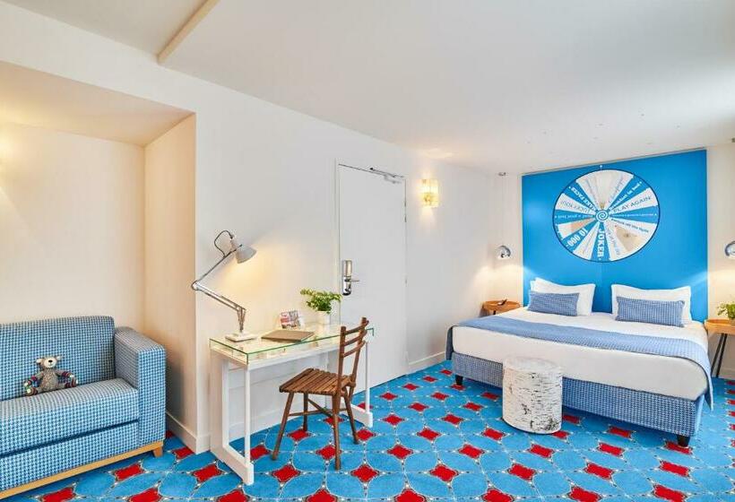 スーペリアールーム, Joke Astotel