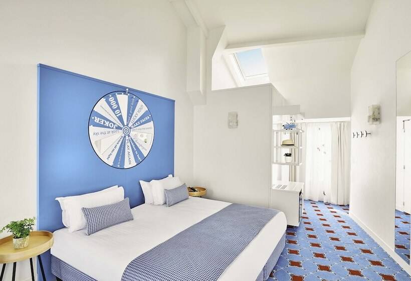 プレステージルーム, Joke Astotel