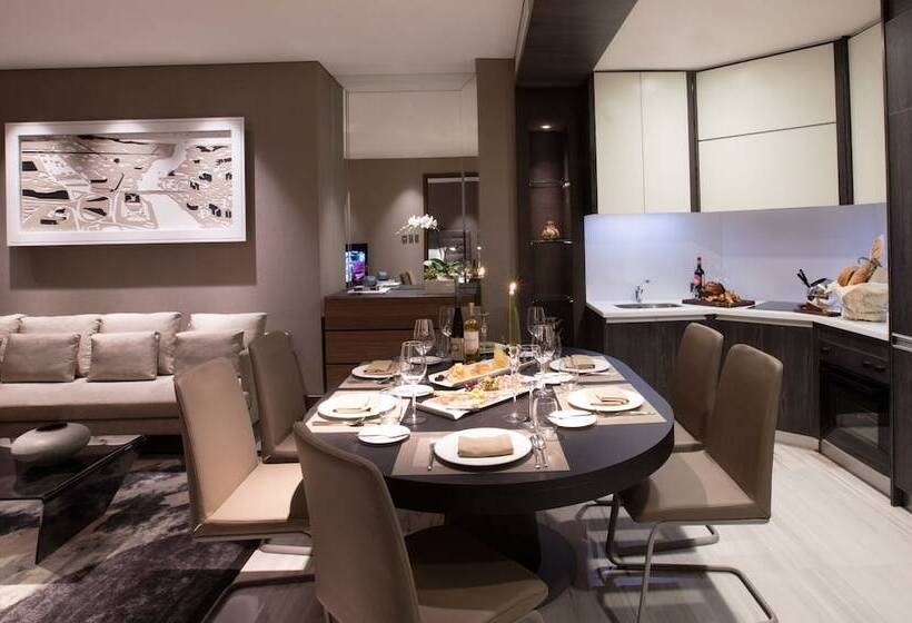 سوییت, Makati Diamond Residences