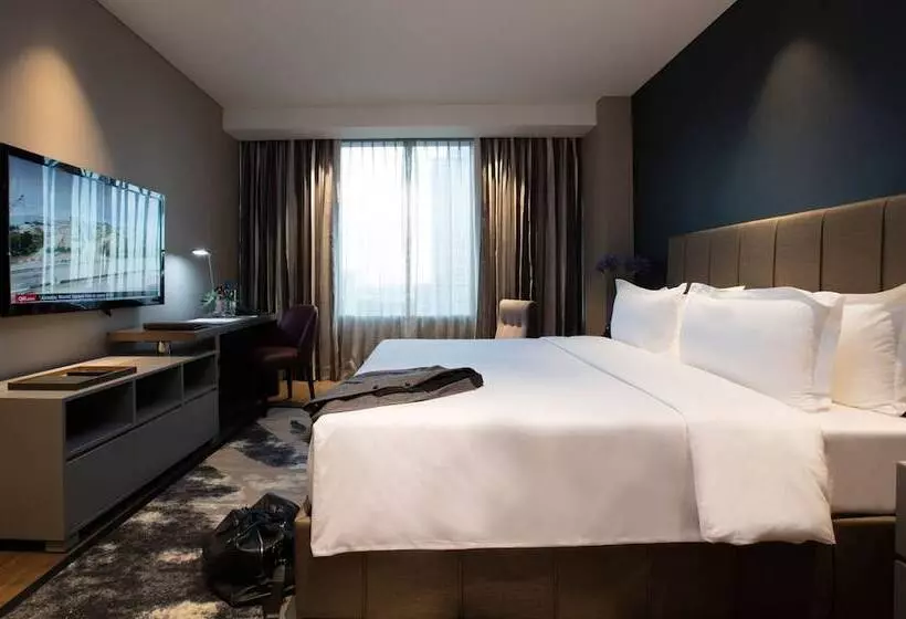 سوییت, Makati Diamond Residences